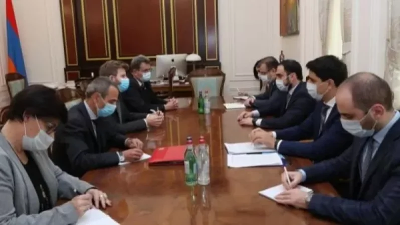 Տիգրան Ավինյանն ընդունել է ԿԽՄԿ պատվիրակությանը. քննարկվել են գերիների փոխանակման, անհետ կորածներին առնչվող հարցեր