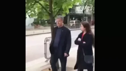 ՏԵՍԱՆՅՈՒԹ. Պորոշենկոյին նկատել են Լոնդոնում շրջելիս