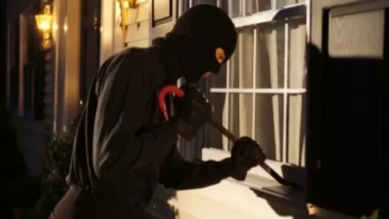 Թալանել են ԲԿ-ի բժիշկ-վնասվածքաբանի տունը․ պատճառվել է 1.5 մլն դրամի վնաս