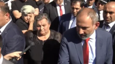 «Ժողովուրդ». Ո՞վ եւ ինչո՞ւ կազմակերպեց սեւազգեստ մայրերի ակցիան