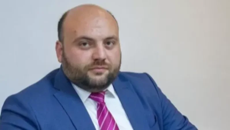 Սպաները եղել են հարբած, իմ օգնականը պաշտպանվել է. մարզպետը` Եղեգնաձորի վիճաբանության մասին