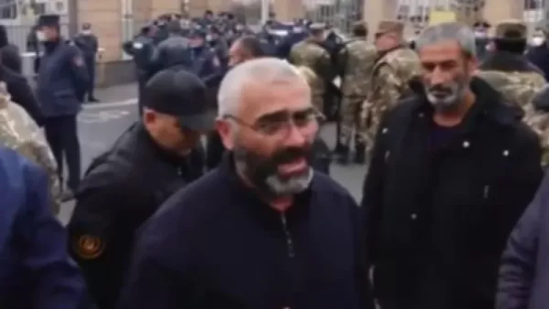 Անհետ կորած զինվորների հարազատները ԴՆԹ կրկնակի փորձաքննություն կպահանջեն. Կառույցին չեն վստահում. «լավայի հետ թող չխաղան»