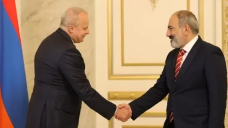 Նիկոլ Փաշինյանն ընդունել է Հայաստանում ՌԴ արտակարգ և լիազոր դեսպան Սերգեյ Կոպիրկինին