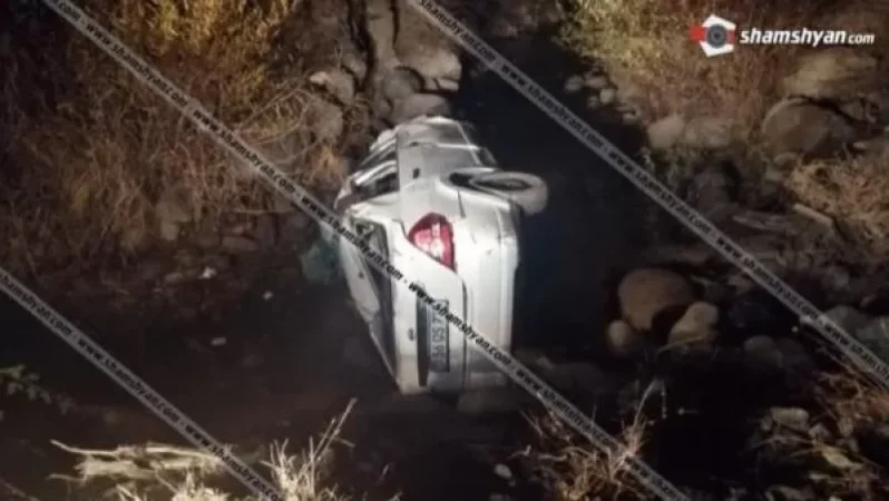 Սյունիքի մարզում 37-ամյա ՌԴ քաղաքացին Nissan-ով կողաշրջված վիճակում հայտնվել է ձորում. կան վիրավորներ․ Shamshyan.com