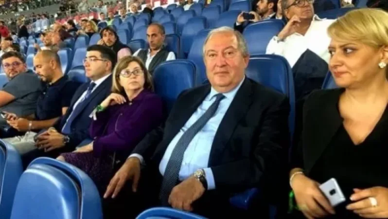 Արմեն Սարգսյանը Հռոմի Օլիմպիական մարզադաշտում հետևում է «Ռոմա»-«Ատալանտա» խաղին