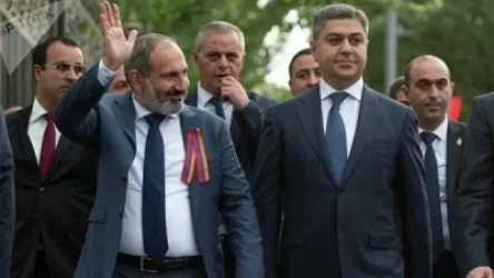 «Հրապարակ». Որքան է Փաշինյանի ռեյտինգն ըստ պաշտոնական գաղտնի խողովակների