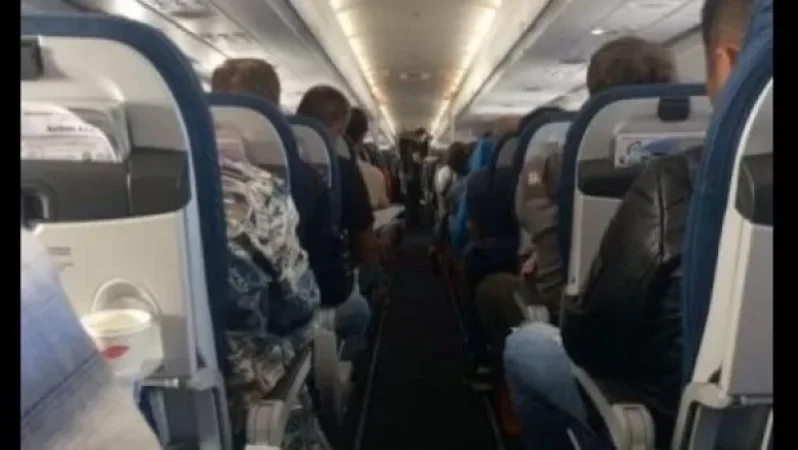 Կանանց մասնակցությամբ վեճ Մոսկվա-Մինվոդի թռիչքի ժամանակ