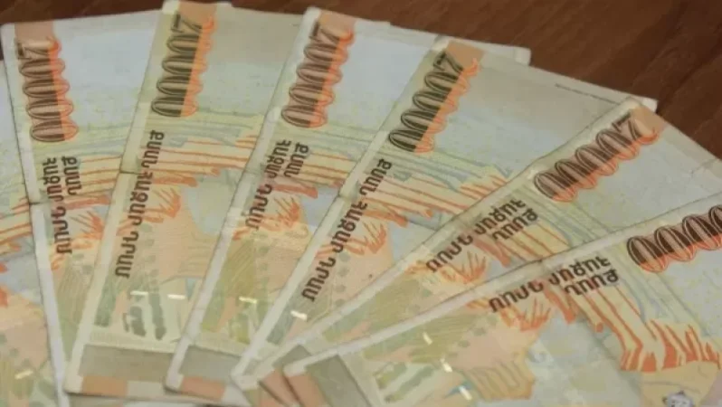 ՀՐԱՏԱՊ․ Նվազագույն աշխատավարձը կբարձրանա․ 1 պատգամավոր դեմ է