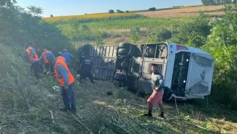 Photos: Bus Carrying Passengers Rolls Downhill in Turkey, Including a Child Among the Deceased