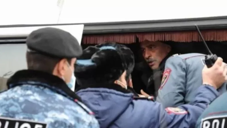 Ոստիկանությունը ծառայողական քննություն է նշանակել ցուցարարի և ոստիկանի մասնակցությամբ դեպք