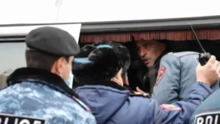 Ոստիկանությունը ծառայողական քննություն է նշանակել ցուցարարի և ոստիկանի մասնակցությամբ դեպք