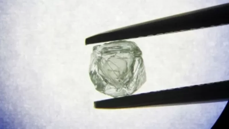 Unique 800 Million-Year-Old Diamond Discovered in Yakutia