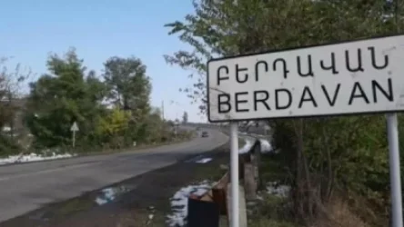 Տավուշի մարզի Բերդավան գյուղում ապօրինի ճանապարհով սահմանը հատած Ադրբեջանի քաղաքացուն հացի փռի աշխատողներն են նկատել. Առավոտ