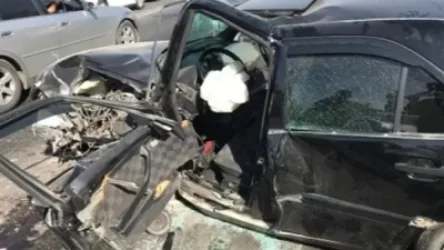 Վթար Երևանում. վարորդները քաղաքացիների ուժերով դուրս են բերվել ավտոմեքենաներից