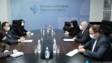 Թորոսյանն Իրանի դեսպանի հետ քննարկել է դեղերի և բժշկական սարքերի միասնական արտադրություն սկսելու հարցը