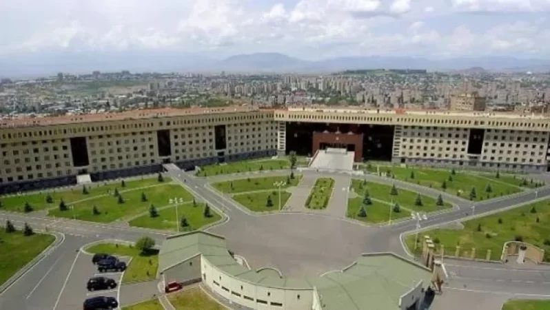 ՊՆ-ում նախատեսված մամուլի ասուլիսը հետաձգվում է՝ տեխնիկական պատճառներով