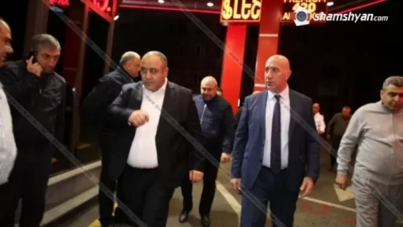 ՀՐԱՏԱՊ․ Կրակոցներ Երևանում․ սպանվել է 1 ոստիկան, 1-ն էլ դաժան ծեծի է ենթարկվել