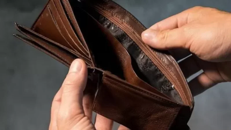 Արդեն 2021թ-ի սկզբին ՀՀ յուրաքանչյուր երրորդ քաղաքացին աղքատ է լինելու. «Փաստ»