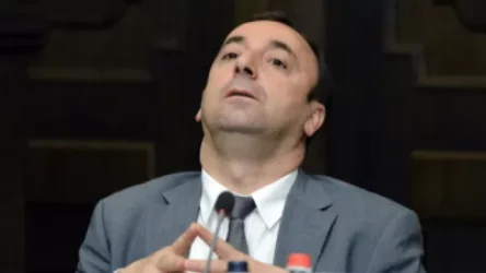 Քրգործ Հրայր Թովմասյանի եւ մյուսների կողմից իշխանությունը յուրացնելու դեպքի առթիվ