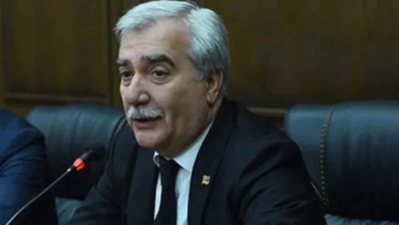 Բալասանյանի ասուլիսներին շատ ուշադրություն մի դարձրեք. Անդրանիկ Քոչարյան