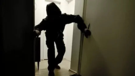 Պատուհանը կոտրելով մտել են բջջային օպերատորի սպասարկման սրահ. ոստիկանները բացահայտել են