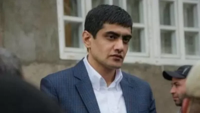 Դատարանը քննում է Առուշ Առուշանյանի կալանքի միջնորդությունը