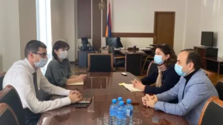 Զարեհ Սինանյանը հանդիպել է Աշխատանքի և սոցիալական հարցերի նորանշանակ նախարար Մեսրոպ Առաքելյանի հետ