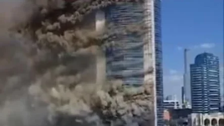 ՏԵՍԱՆՅՈՒԹ․ Աստանայում 26–հարկանի բնակելի համալիր է այրվում․ մարդկ են տարհանվել