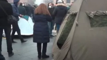 Հանրապետության հրապարակում վրաններ են տեղադրվել