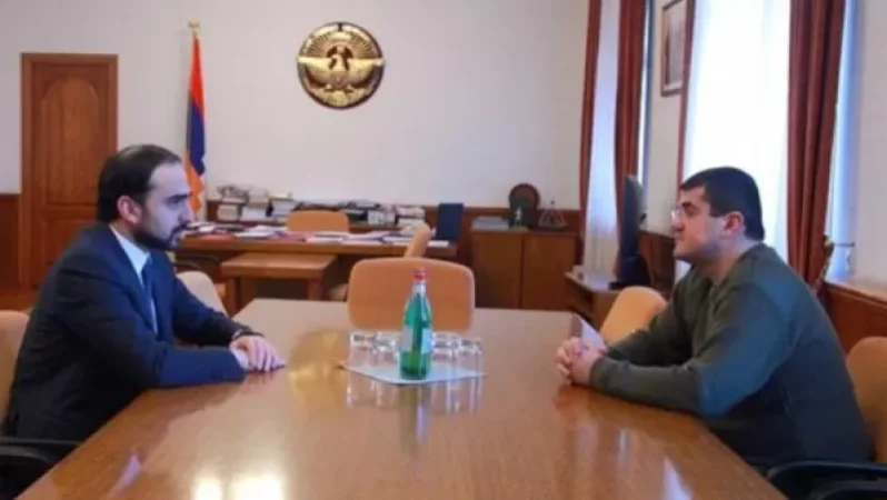 Արցախի նախագահը Տիգրան Ավինյանի հետ քննարկել է Արցախում ենթակառուցվածքների վերականգնմանն առնչվող մի շարք հարցեր