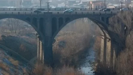 Ոստիկանության աշխատակիցները կանխել են ոչ սթափ վիճակում գտնվող տղամարդու ինքնասպանության փորձը