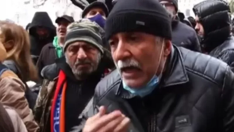 Ներողություն, որ քվեարկել եմ «Իմ քայլի», օգտին, ղալաթ եմ արել. քաղաքացի