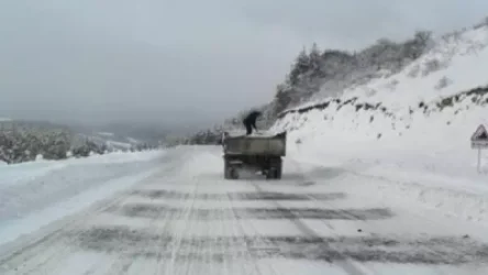 -7 աստիճանից ցածր ջերմաստիճանի դեպքում ճանապարհի սառցակալումը հնարավոր չէ կանխել. «Ճանապարհային դեպարտամենտ»