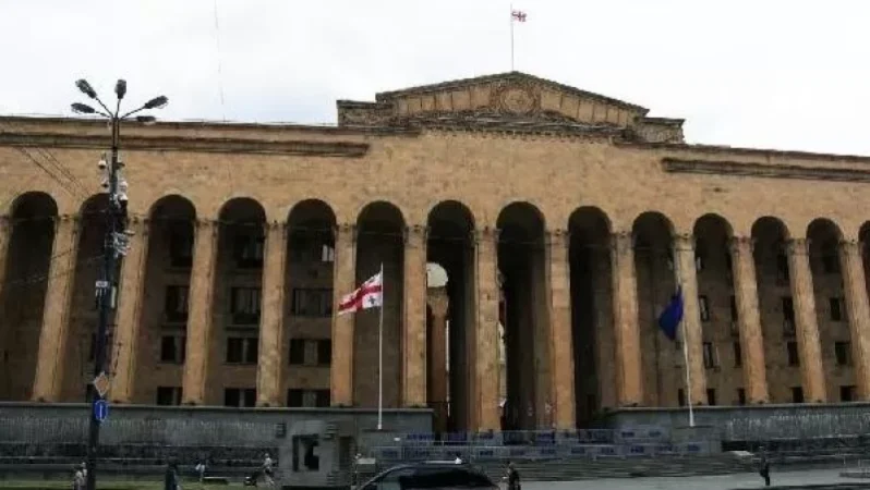 Վրաստանի խորհրդարանը կողմ է քվեարկել ԵՄ-ին և ՆԱՏՕ-ին ինտերգրվելուն