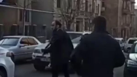 ՏԵՍԱՆՅՈՒԹ. Պատգամավոր Սիսակ Գաբրիելյանին քաղաքացիները ձվերով հարվածեցին