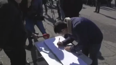 ՈւՂԻՂ. Ստորագրահավաք Գավառում՝ հաջակցություն Ռոբերտ Քոչարյանի