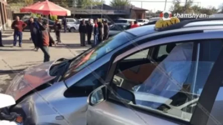 Արմավիրի մարզում բախվել են Opel-ն ու «ВАЗ 2121»-ը. վարորդներից մեկը մահացել է. Shamshyan.com