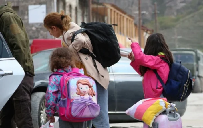 Աղքատություն և արտագաղթ` 100 000 արցախցո՞ւ. Արտակ Բեգլարյան