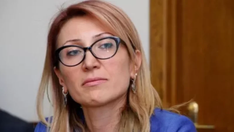 2021թ հունվարի 1-ից Արցախում ավելանում են երեխայի ծննդյան և մինչև երկու տարեկան խնամքի նպաստները. Մանե Թանդիլյան