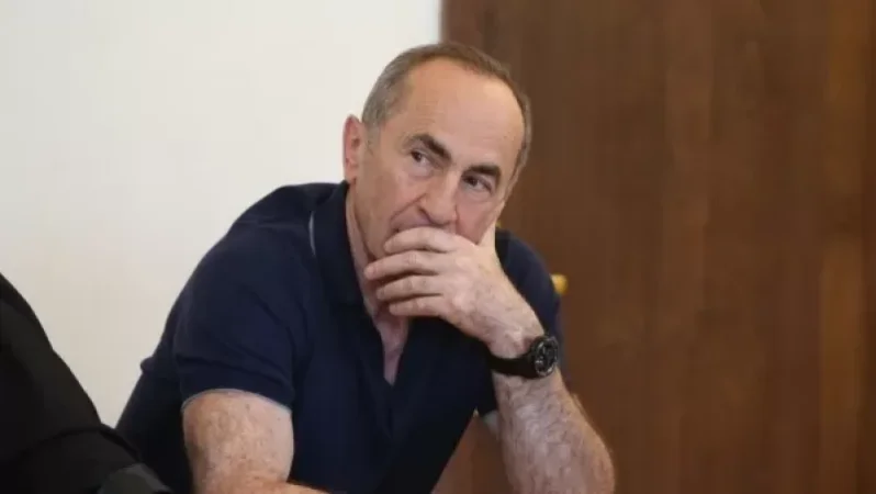 Ռոբերտ Քոչարյանի մոտ ուռուցք է եղել. Լևոն Քոչարյանը մանրամասնում է