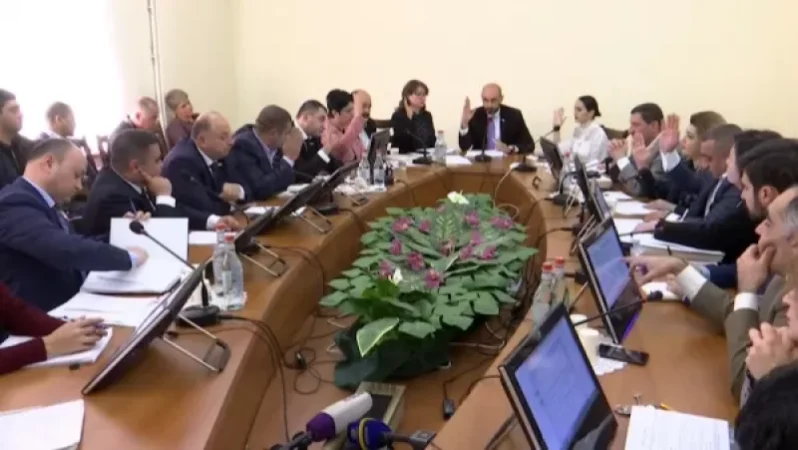 Նվազագույն աշխատավարձի բարձրացման մասին նախագիծն ընդունվել է