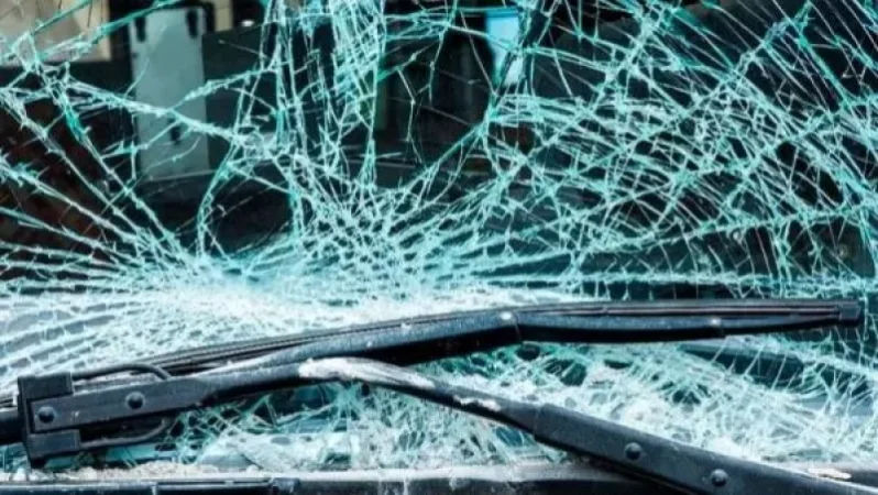 Գորիս-Կապան ավտոճանապարհին մեքենայի ձորն ընկնելու հետևանքով 3 մարդ է մահացել