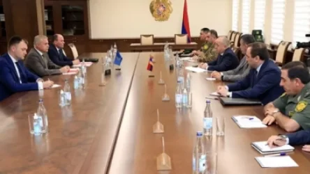 Եթե մեր սահմաններին ստեղծված իրադրություն խաղաղ չհանգուցալուծվի, իրավունք ենք վերապահում խնդիրը լուծել ուժի կիրառմամբ․ ՊՆ նախարարը` Զասին