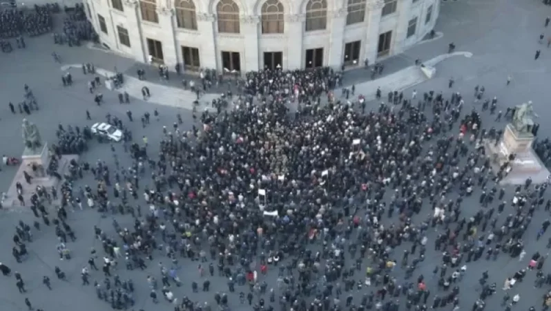 Տեղեկություններ կան, որ որոշ գործատուներ աշխատողներին պարտադրում են մասնակցել հանրահավաքներին