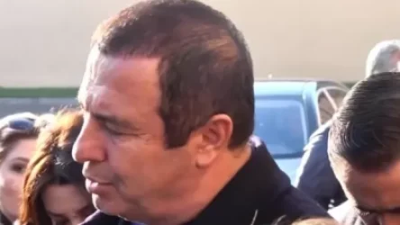 ՏԵՍԱՆՅՈՒԹ. Երևի լավ չես ավարտել, ծանոթի միջոցով ես ավարտել համալսարանը. Ծառուկյանը` լրագրողին