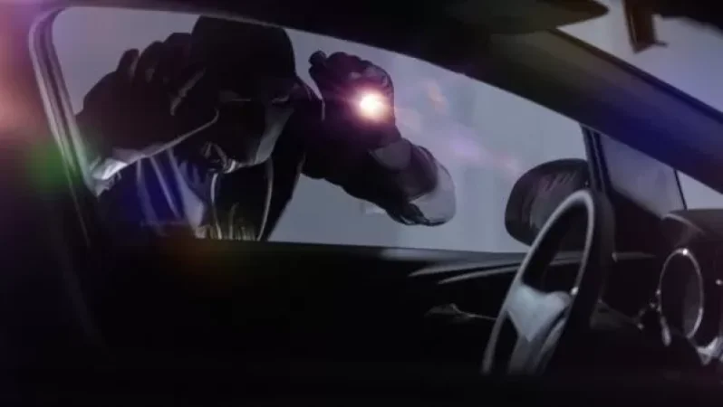 Երևանում թալանել են 2 տարբեր բանկերի աշխատակիցների՝ կառավարչի և բանկային ռիսկերի ղեկավարի ավտոմեքենաները