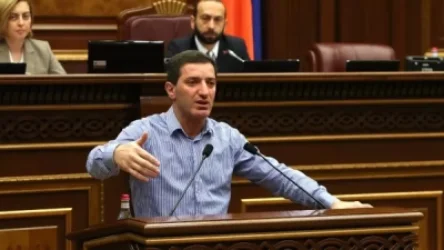 Գևորգ Պետրոսյանը դուրս է գալիս «Բարգավաճ Հայաստան» խմբակցությունից
