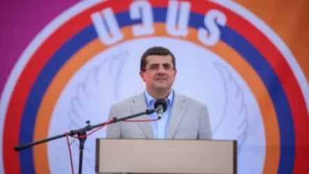 «Որևէ քաղաքական ուժերի չեմ առանձնացնում». Արայիկ Հարությունյանը՝ Սամվել Բաբայանի հետ համագործակցության մասին