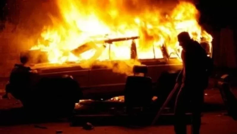 Երևանի Աթոյան փողոցում հրդեհվել են ավտոտնակներ և ավտոմեքենաներ