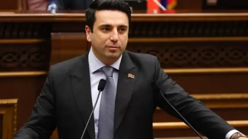 Ալեն Սիմոնյանը քաղաքական գործիչների վերաբերյալ հարցումնների տվյալներ է ներկայացրել